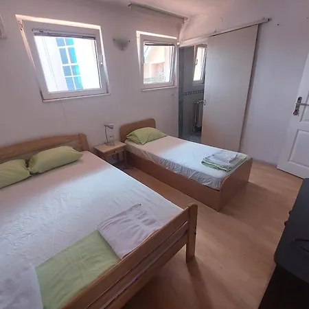 Gostinjska kuća Maja & Garden *